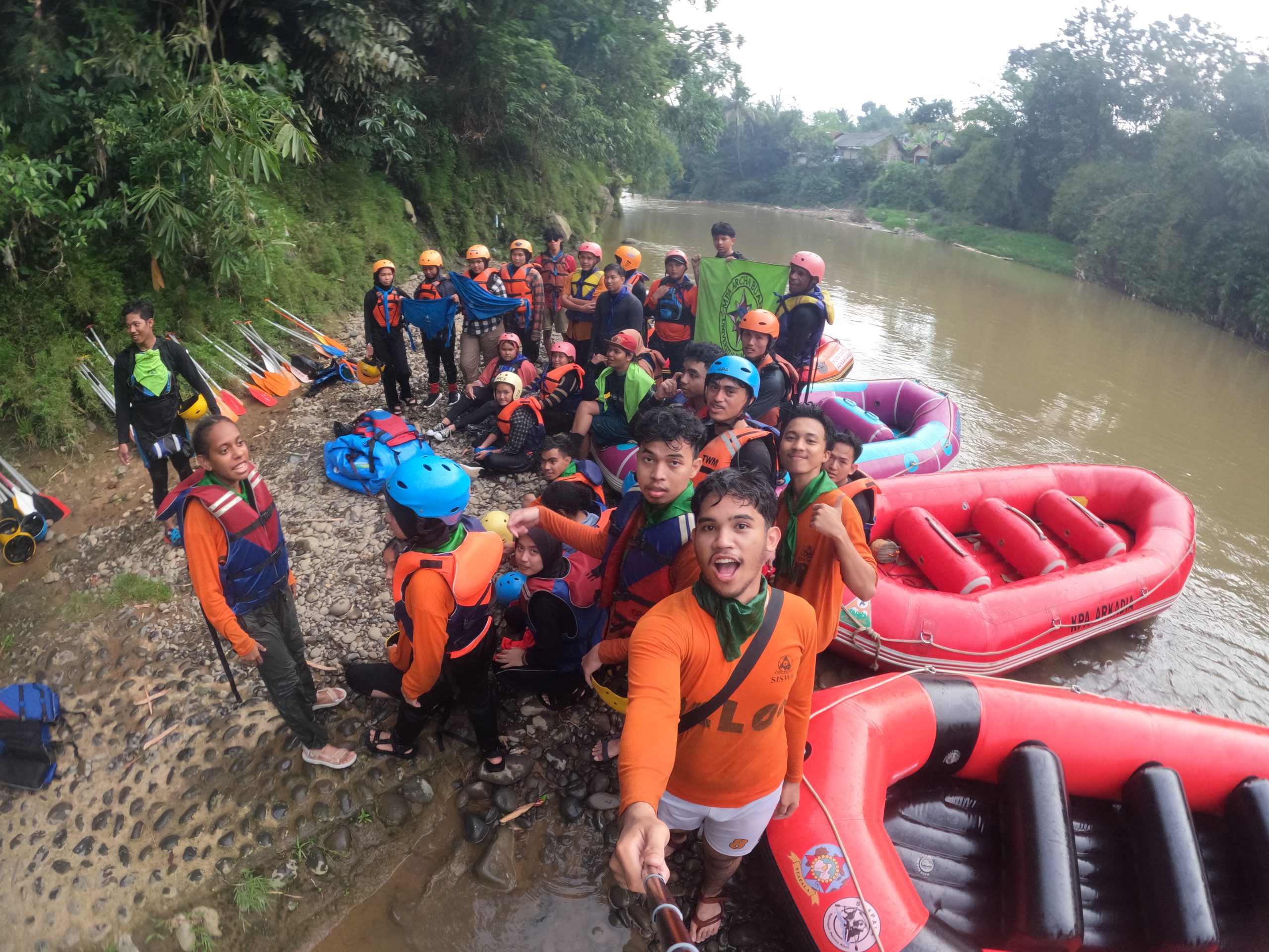 DCIM100GOPROGOPR0415.JPG